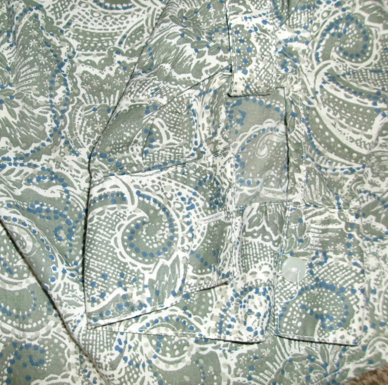 Retro Paisley Print Croft & Barrow Button Up with Tie Up Sleeves